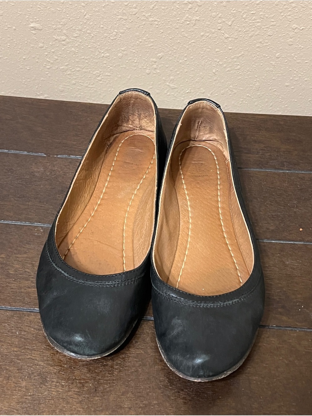 FRYE Classic Black Women’s Ballet Flats 8.5